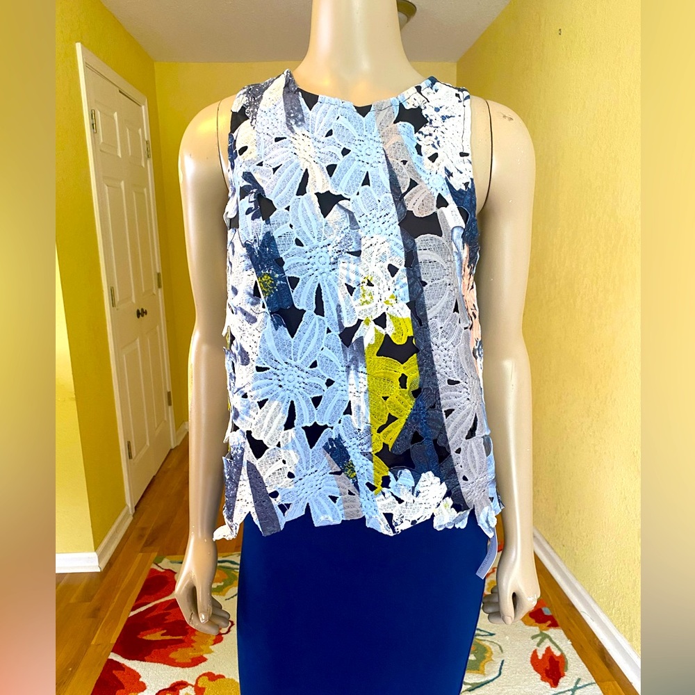 BAR III Floral Top